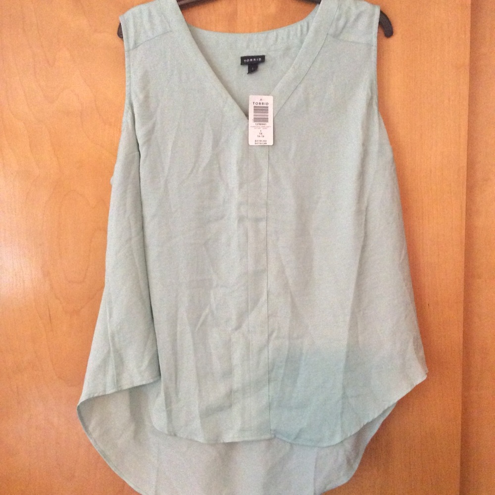 Torrid Mint Green Pull Over Tank